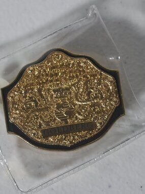 WCW Goldberg Big Gold Belt Pin World Heavyweight Championship Wrestling WWE NWO